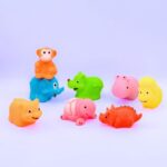 Animal world medium Squeezy Squeezee toy 8 pcs uc142