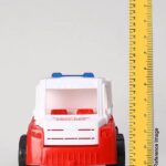 Friction Powered City Ambulance Toy uc128 - Image 2