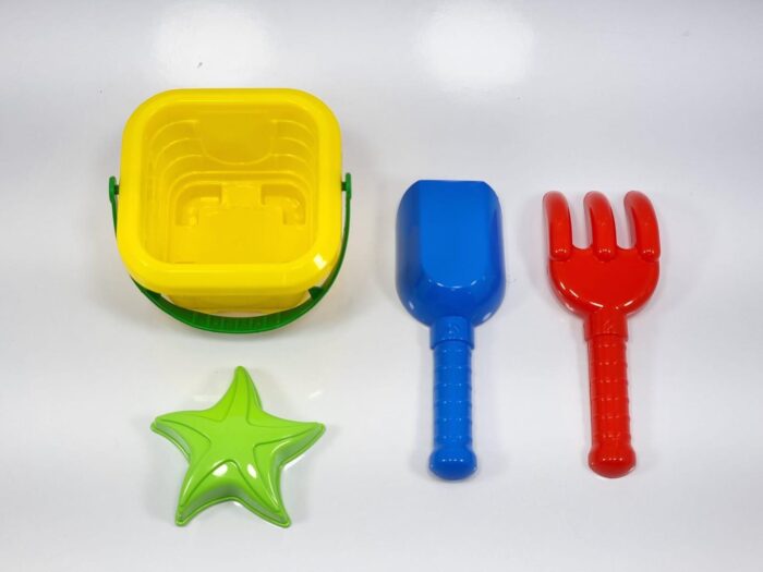 JR Beach Play set uc138 - Image 3