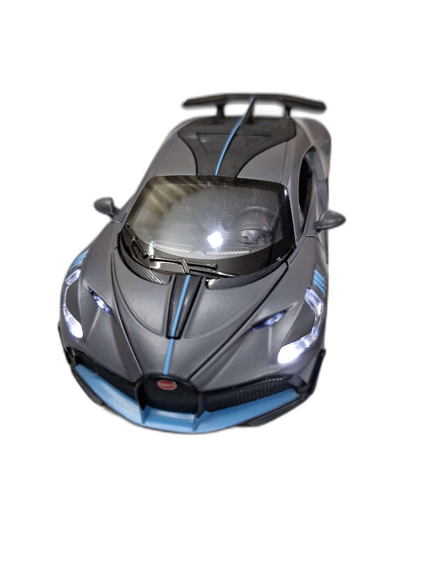 Bugatti-Divo-Metal-car-Electric-with-Light-and-Music-gz435-2