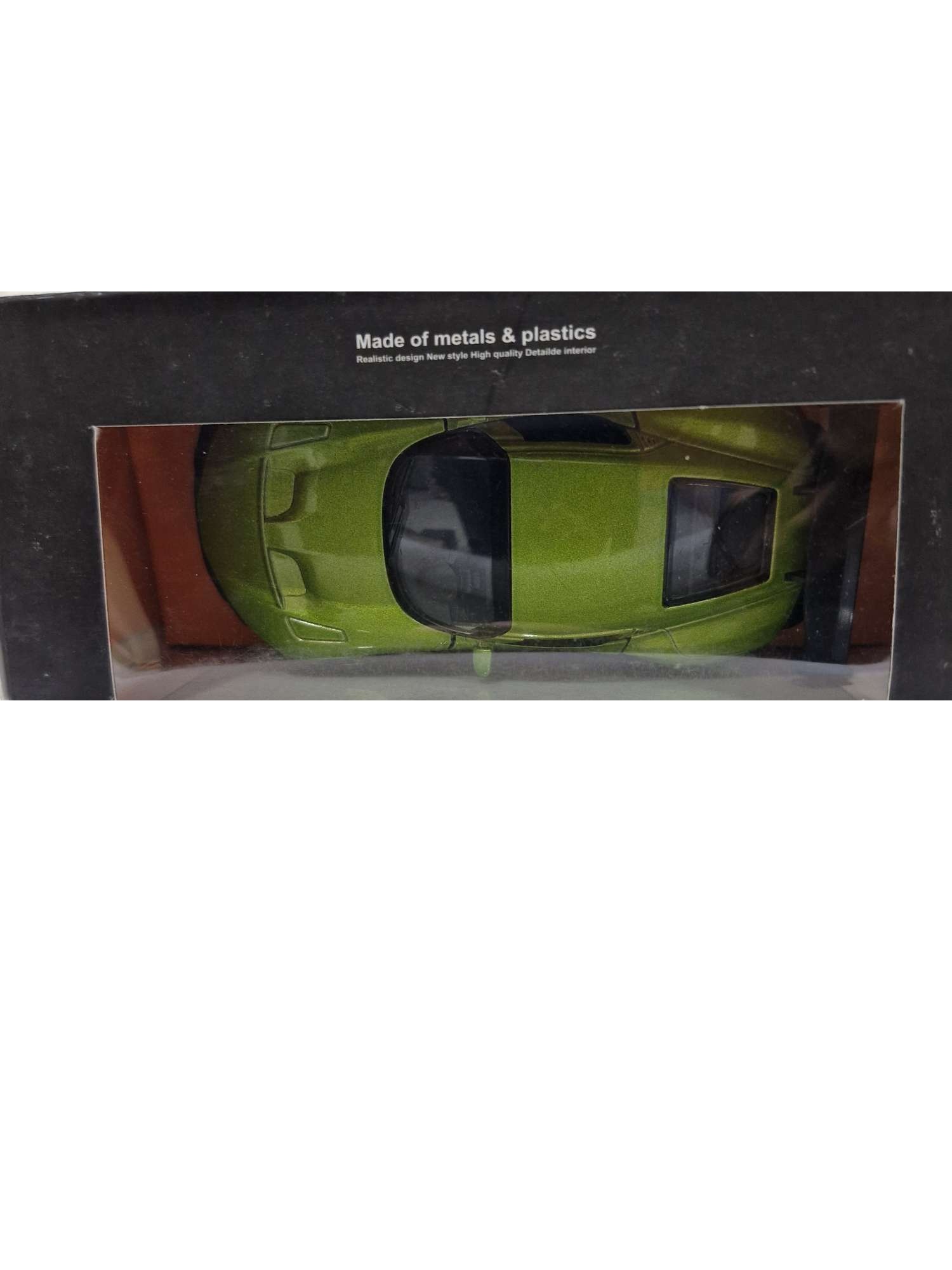 Die-chrome-metal-car-with-light-and-Music-Green-Type1-gz464-2