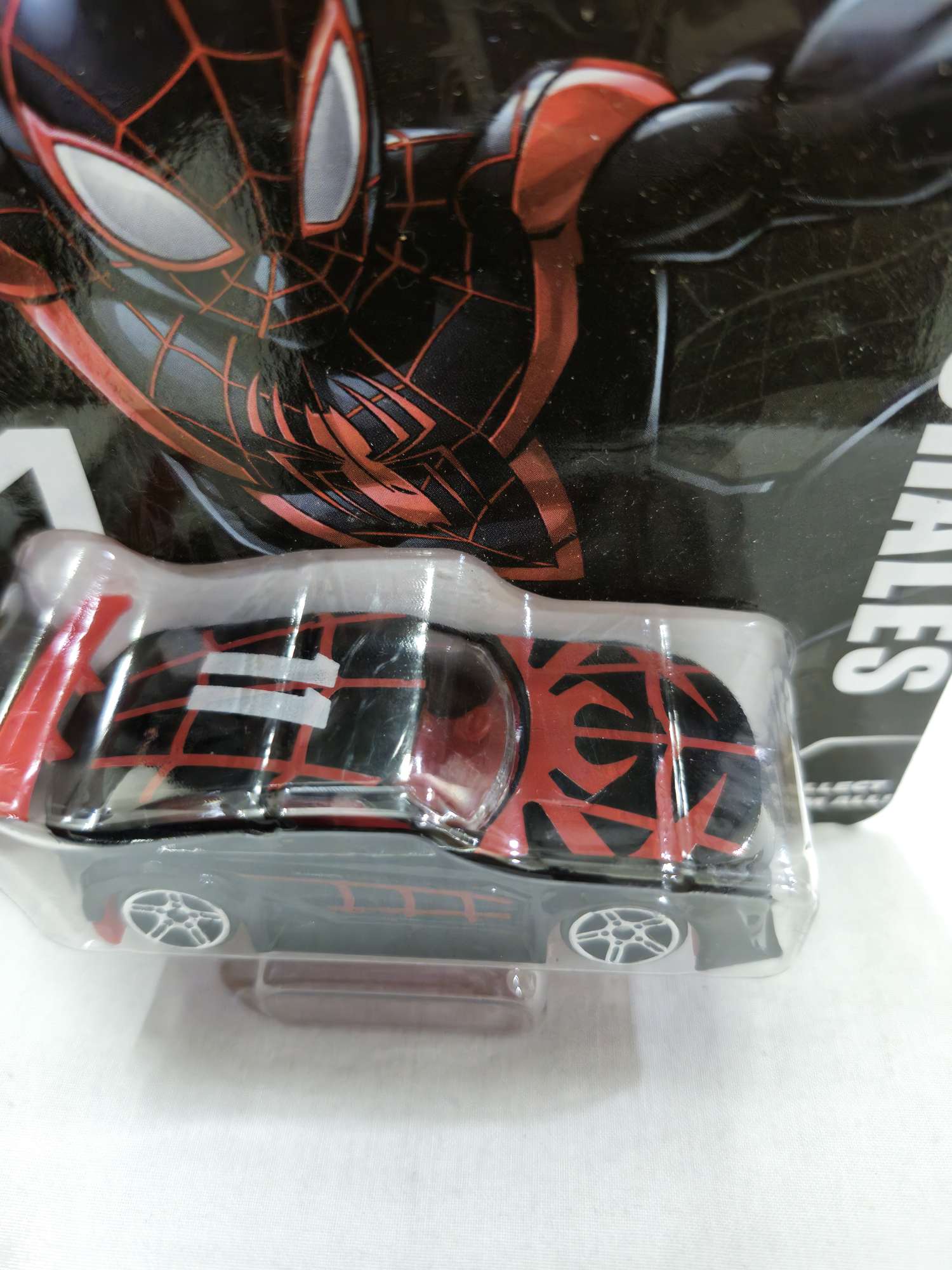 Hasbro-Gaming-Marvel-GO-Miles-Morales-Battle-SUV-Car-uc340-2