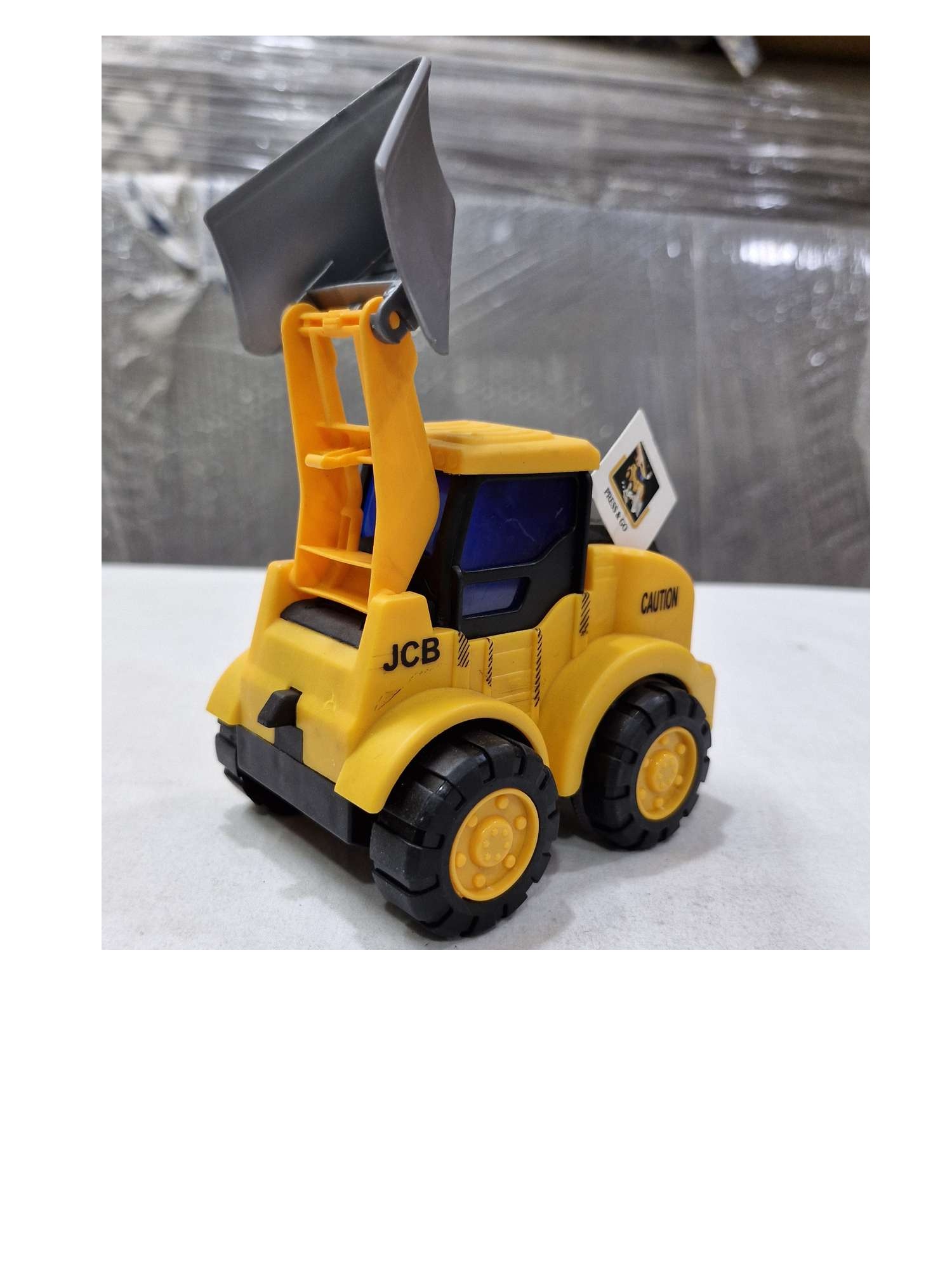 JCB-Press-N-Go-construction-vehicle-IceBreaker-gz476-2