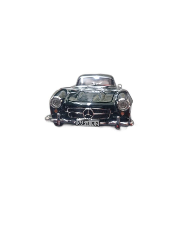 Mercedes Benz car gz221